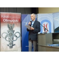 /files/pagephoto/12._ii_dzien_konferencji__prof._szymon_krasicki_-_moderator_panelu_trenerskiego.jpg